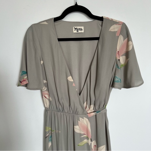 ⚪️ Show Me Your Mumu Noelle Wrap Maxi Dress – Floral Gray | XS - Picture 2 of 8